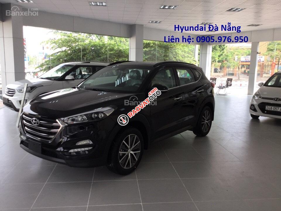 Bán xe Hyundai Tucson năm 2018, màu đen, nhập khẩu chính hãng, giá tốt, liên hệ chính hãng SĐT: 0905976950-0