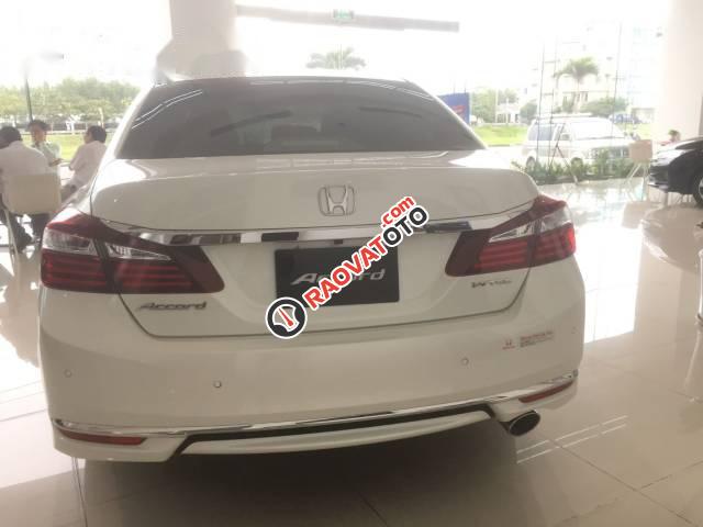 Cần bán Honda Accord đời 2017, màu trắng-4