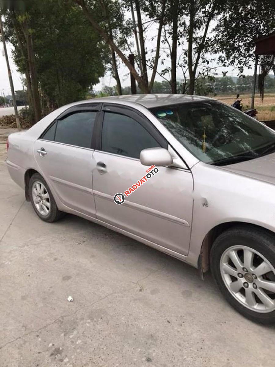 Cần bán gấp Toyota Camry đời 2002, màu bạc-5