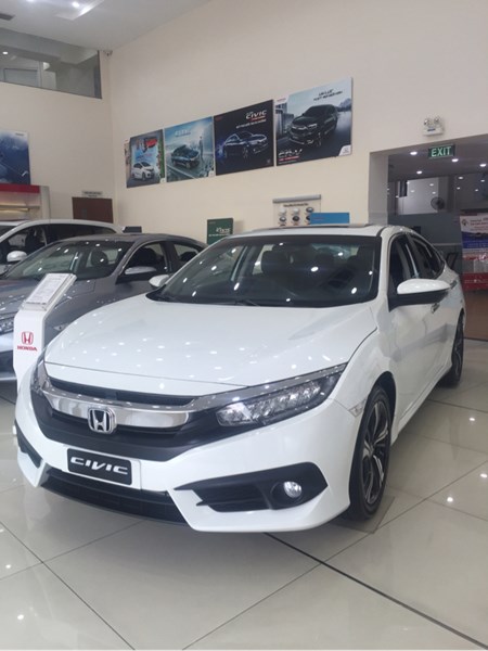 Bán xe Honda Civic đời 2017, màu trắng, xe nhập-2