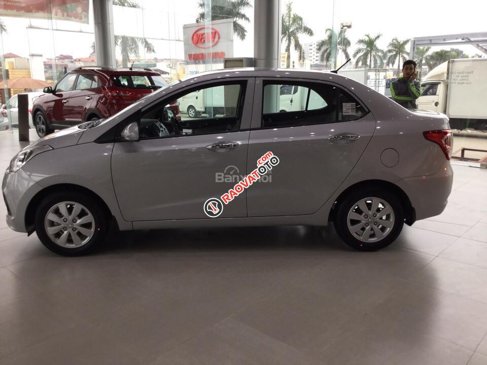 Bán xe Hyundai Grand i10 1.2MT Sedan nhập khẩu, Sx 2017 bạc, giá tốt nhất thị trường. LH: 090.467.5566-3