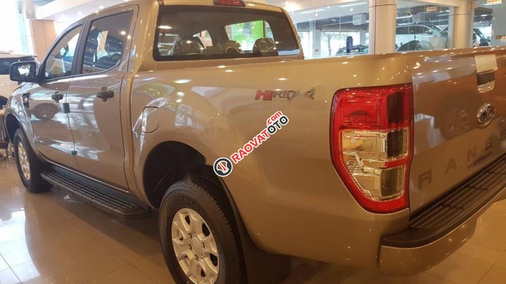 Cần bán xe Ford Ranger XLS 2.2L 4x2 AT đời 2017, nhập khẩu nguyên chiếc, giá chỉ 685 triệu-2