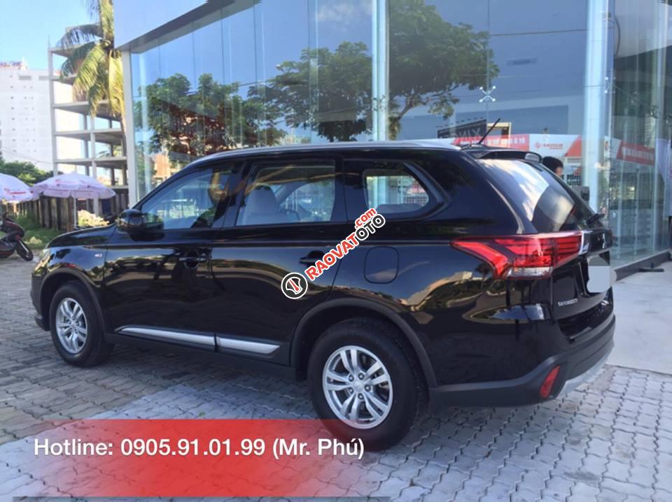 Bán Mitsubishi Outlander tại Huế, hỗ trợ vay 80%, thủ tục đơn giản, phục vụ chu đáo - LH: 0905.91.01.99 Phú-2