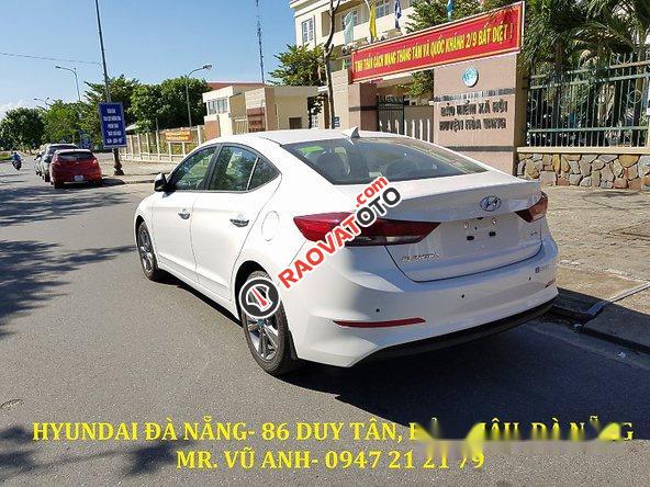 Bán Hyundai Elantra sản xuất 2017, màu trắng-1