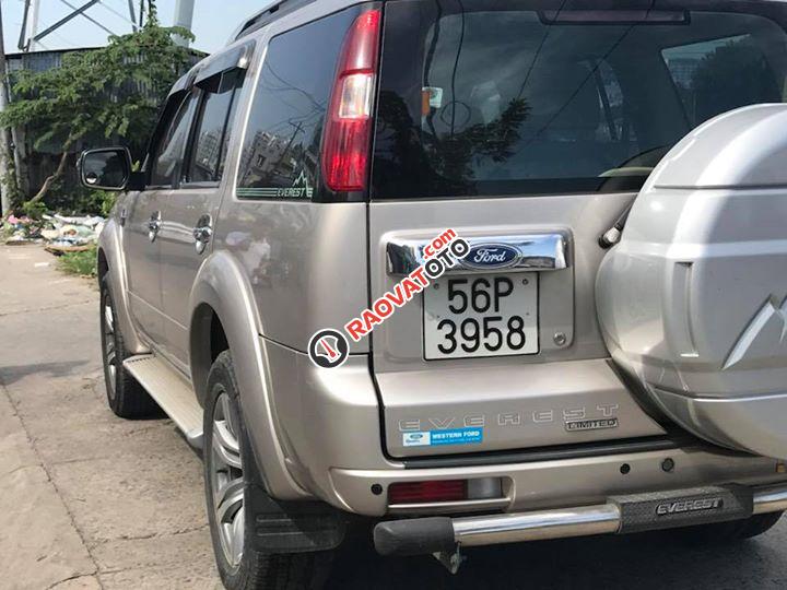 Cần bán Ford Everest đời 2009, màu vàng, giá 480tr-5