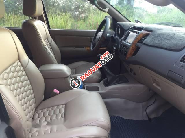 Cần bán lại xe Toyota Fortuner G, đời 2009 số sàn giá cạnh tranh-2