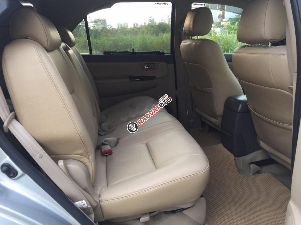 Cần bán lại xe Toyota Fortuner 2.5G đời 2013, màu bạc số sàn, giá 790tr-5