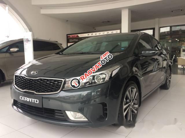 Cần bán xe Kia Cerato 1.6 AT sản xuất 2017, màu đen, giá chỉ 611 triệu-0