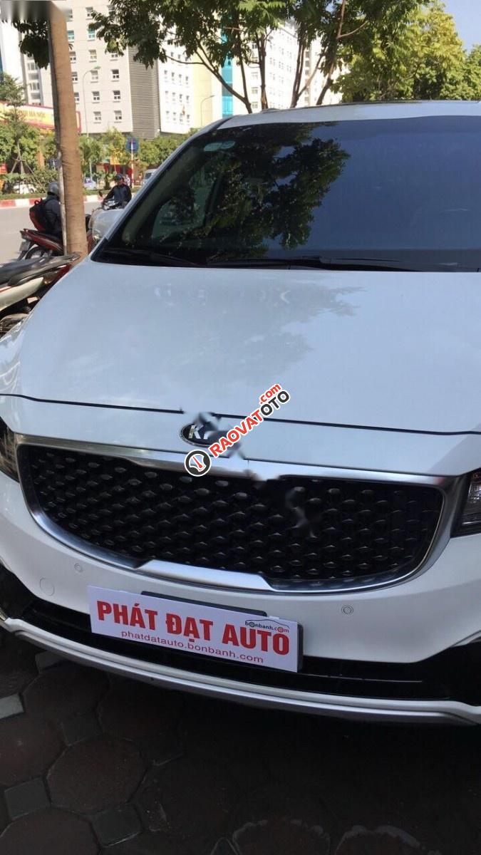 Bán ô tô Kia Sedona 2.2L DATH 2016, màu trắng số tự động-0