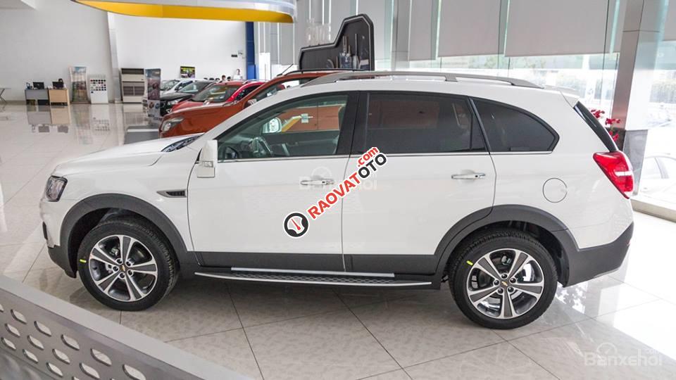 Bán Chevrolet Captiva Revv - Hỗ trợ vay 90% giá trị xe-2