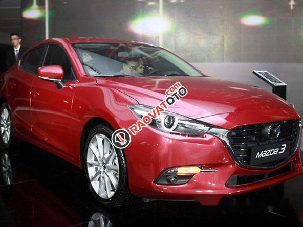 Cần bán xe Mazda 3 Facelift đời 2017, màu đỏ-2