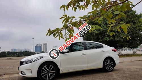 Cần bán Kia Cerato 1.6 AT đời 2016, màu trắng-9