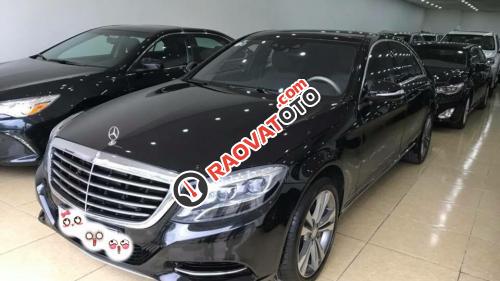 Cần bán lại xe Mercedes 4.7 AT năm 2015, màu đen, nhập khẩu-2