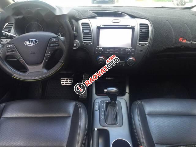 Bán Kia K3 2.0 đời 2015, màu trắng xe gia đình, giá 598tr-2