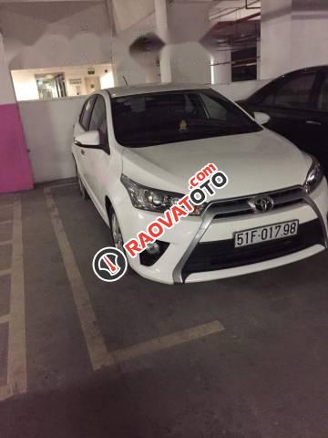 Cần bán Toyota Yaris sản xuất 2017, màu trắng giá cạnh tranh-5