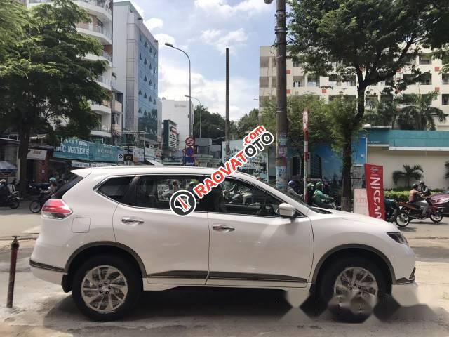 Bán Nissan X trail SL - G Premium năm 2017, màu trắng -0