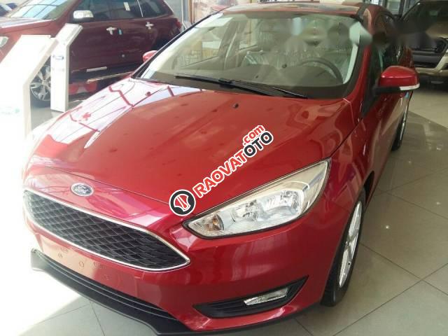 Bán Ford Focus Trend đời 2017, màu đỏ-3