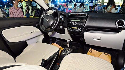 Bán xe Mitsubishi Mirage đời 2017, màu trắng, nhập khẩu chính hãng-1