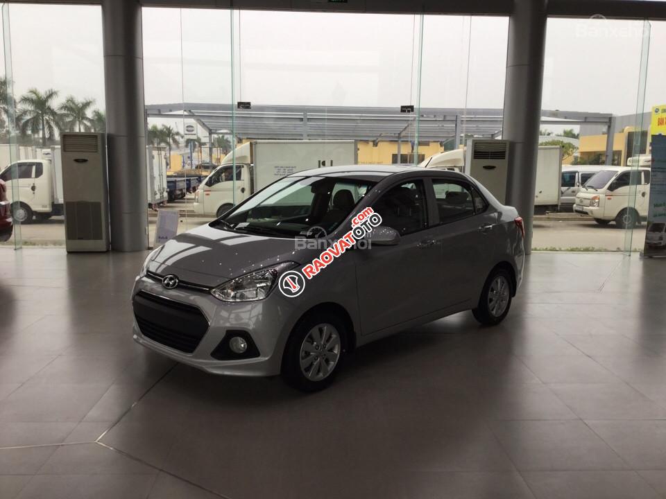 Bán xe Hyundai Grand i10 1.2MT Sedan nhập khẩu, Sx 2017 bạc, giá tốt nhất thị trường. LH: 090.467.5566-2