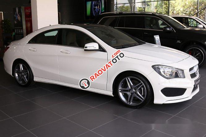 Bán xe Mercedes CLA250 đời 2017, màu trắng, xe nhập-2