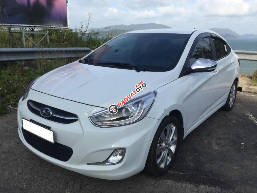 Cần bán lại xe Hyundai Accent 1.4MT đời 2016, màu trắng, nhập khẩu Hàn Quốc chính chủ-7