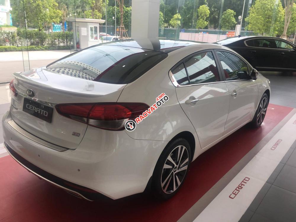 Bán Kia Cerato 1.6 AT trắng tại Hà Nội, đời 2018. Giá xe với nhiều ưu đãi, gọi ngay 0978 447 462-2