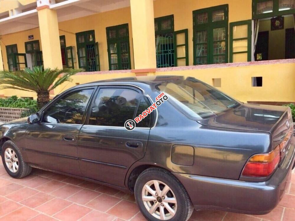 Cần bán xe Toyota Corolla đời 1994, màu xám, nhập khẩu nguyên chiếc, giá tốt-2