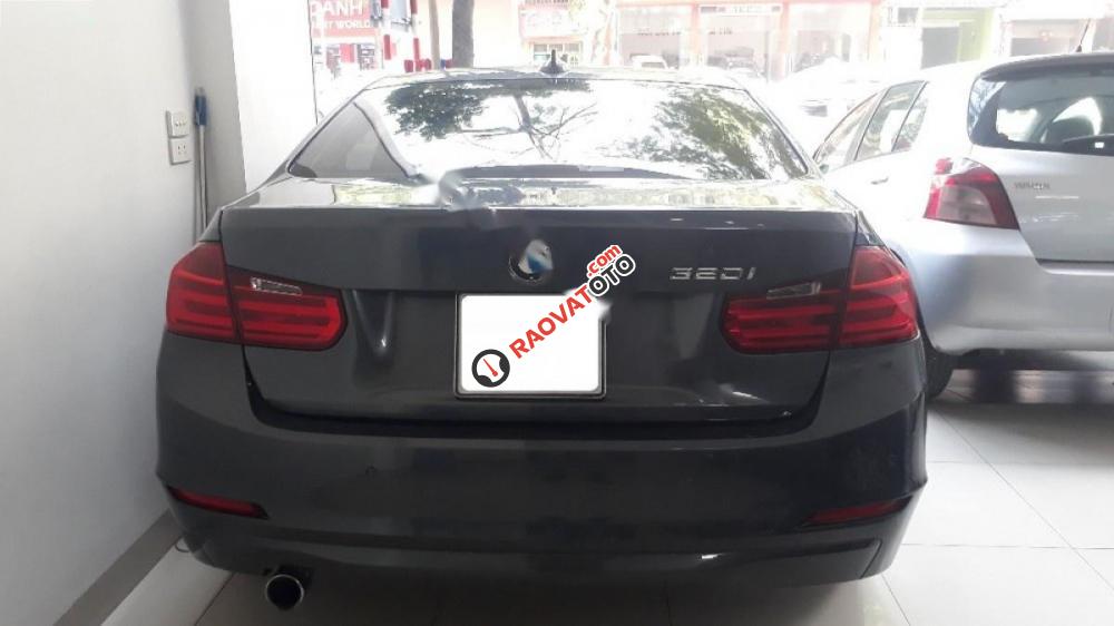 Cần bán BMW 3 Series 320i đời 2013, màu xám, nhập khẩu, giá chỉ 918 triệu-4