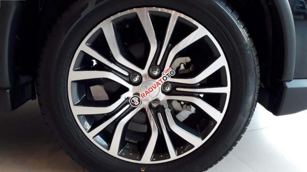 Cần bán xe Mitsubishi Outlander đời 2017, màu đen, nhập khẩu-6
