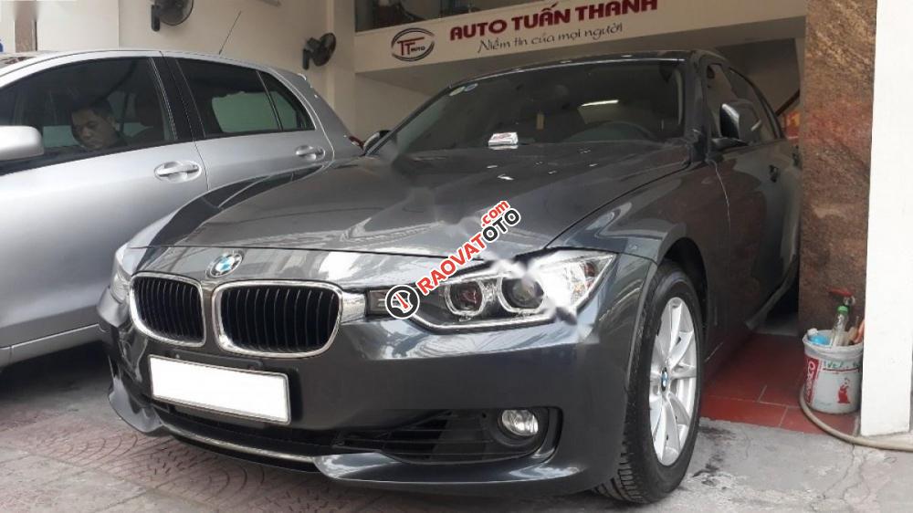 Cần bán BMW 3 Series 320i đời 2013, màu xám, nhập khẩu, giá chỉ 918 triệu-3