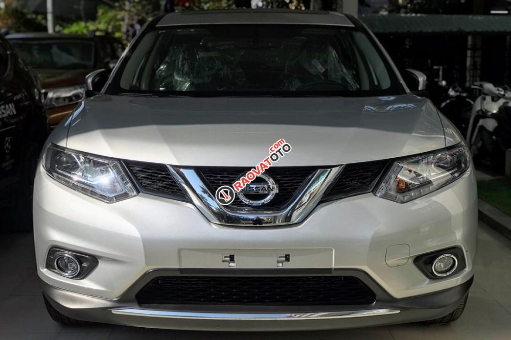 Nissan X-Trail 2.0 SL 2017 - màu bạc - giá sốc 866 triệu đồng-0