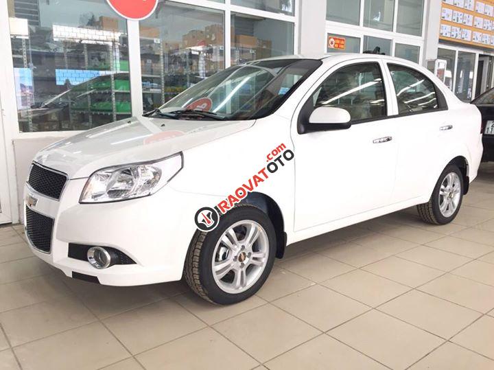 Cần bán xe Chevrolet Aveo LT đời 2017, mua trả góp 100%-0