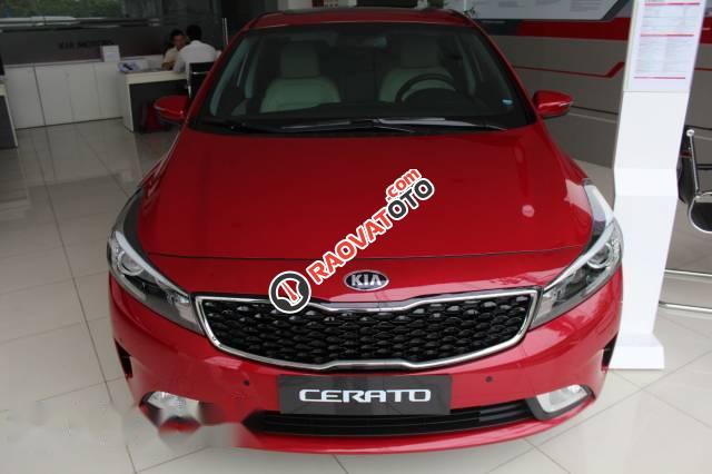 Cần bán xe Kia Cerato đời 2017, màu đỏ-0