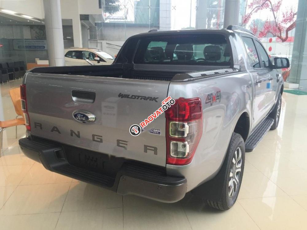 Bán xe Ford Ranger Wildtrak 3.2L 4x4 AT 2017, màu xám, nhập khẩu-4