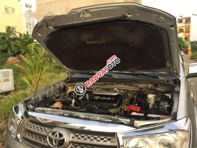 Cần bán lại xe Toyota Fortuner G, đời 2009 số sàn giá cạnh tranh-3