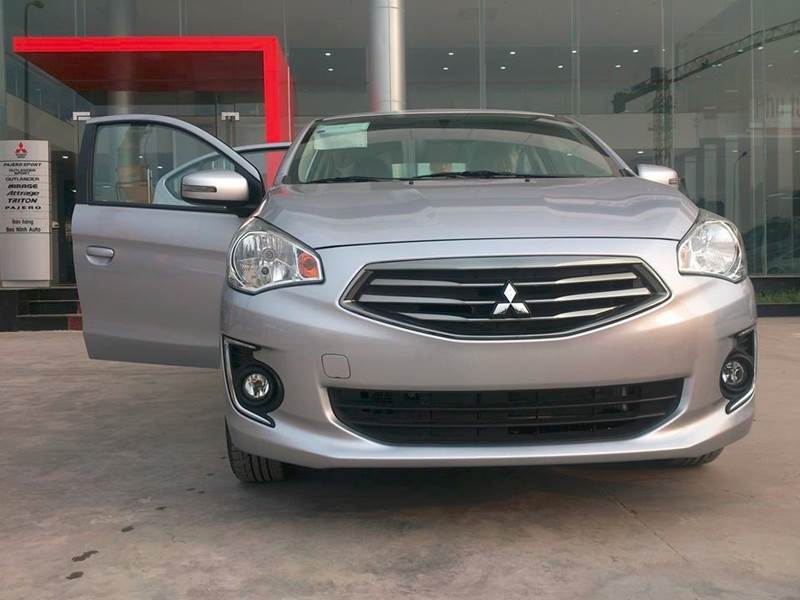 Bán xe Mitsubishi Attrage đời 2017, nhập khẩu-4