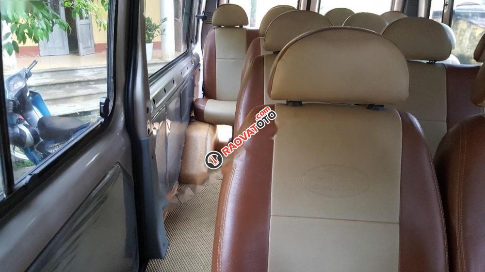 Cần bán Ford Transit 2.4L đời 2010, màu ghi vàng  -4