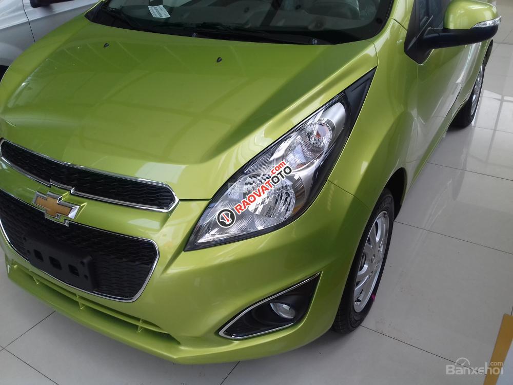 Chevrolet Spark 1.2 LT 2017, giá rẻ ở đâu-2