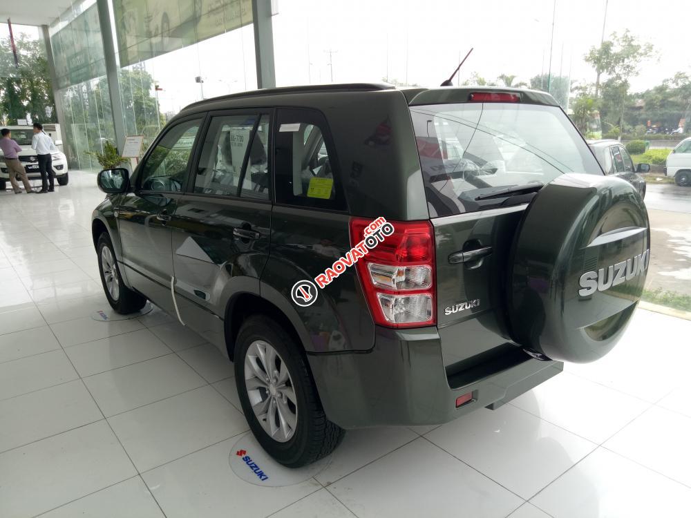 Cần bán Suzuki Grand Vitara 2017, khuyến mại 170 triệu, hỗ trợ ngân hàng, xe giao ngay - LH: 0985.547.829-2