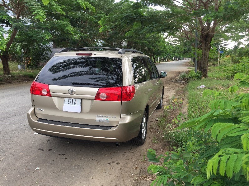 Cần bán lại xe Toyota Sienna đời 2009, màu vàng, nhập khẩu chính hãng, giá cạnh tranh-4