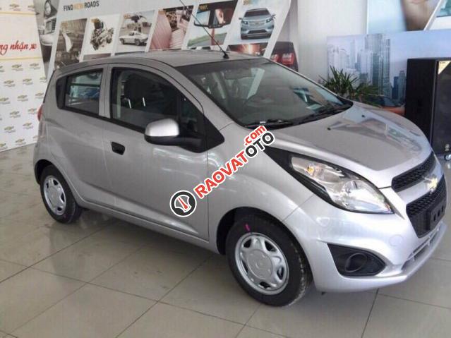 Chevrolet Spark Duo 1.2L màu bạc, bảo hành 3 năm, giao xe tận nơi - LH: 0945.307.489-0