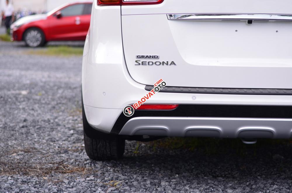 Kia Sedona giảm giá đặc biệt cuối năm, ngân hàng hỗ trợ 90%, nhiều màu, giao xe ngay. LH Ngay: 0937.18.36.39-4