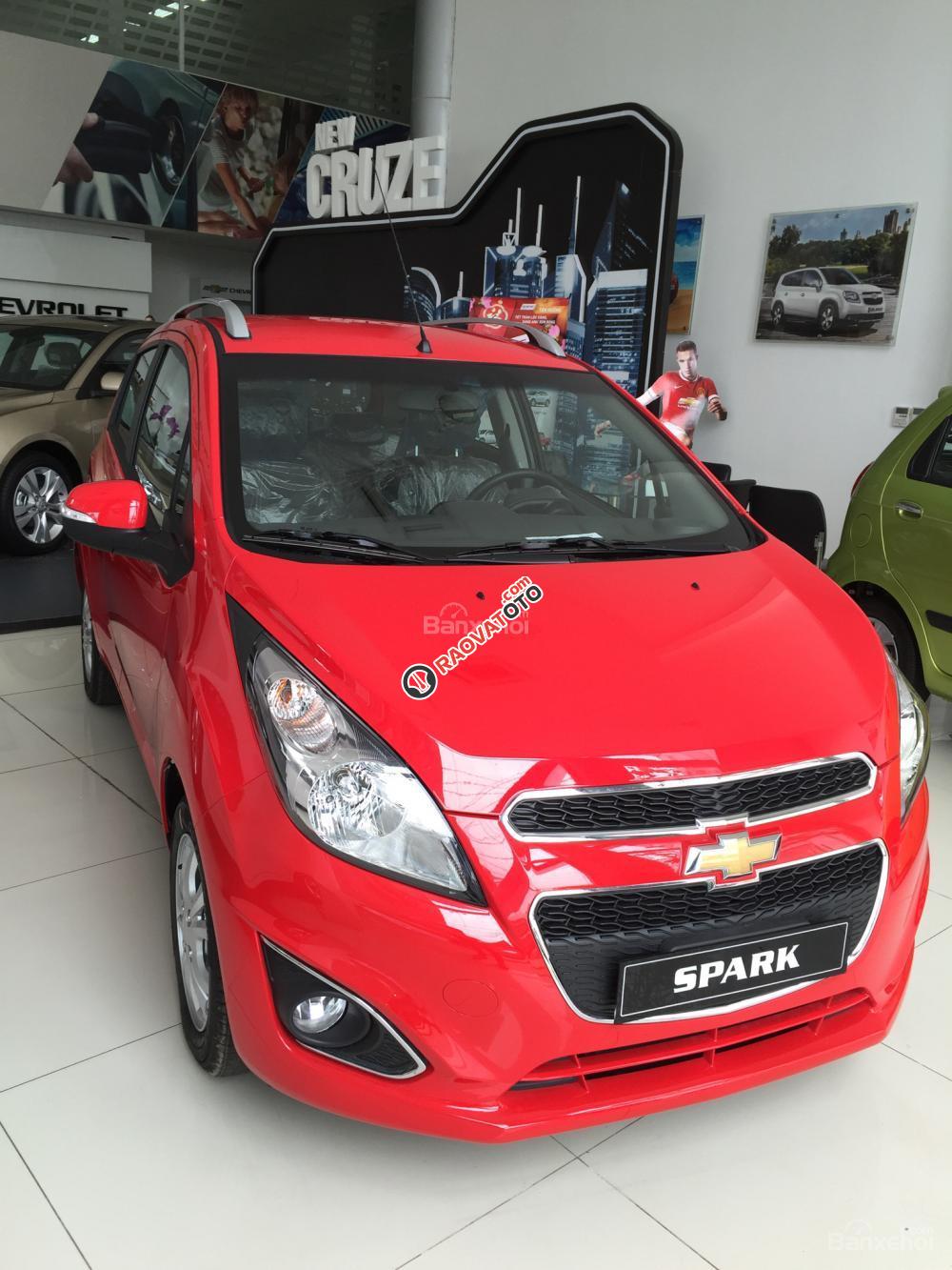 Chevrolet Spark LT 1.2 2017 giá cạnh tranh, ưu đãi tốt, LH ngay 0901.75.75.97 - Mr. Hoài để nhận báo giá tốt nhất-1