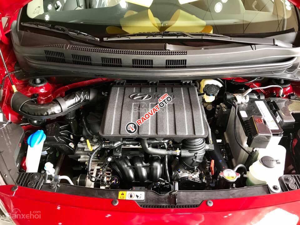 Trả góp 5 triệu 6 hàng tháng, lấy xe Hyundai I10 bản 1.0 MT base, màu đỏ. LH Hương: 0902.608.293-8