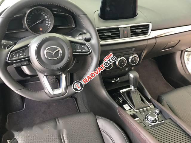 Bán Mazda 3 2017, màu đỏ, giá chỉ 680 triệu-4