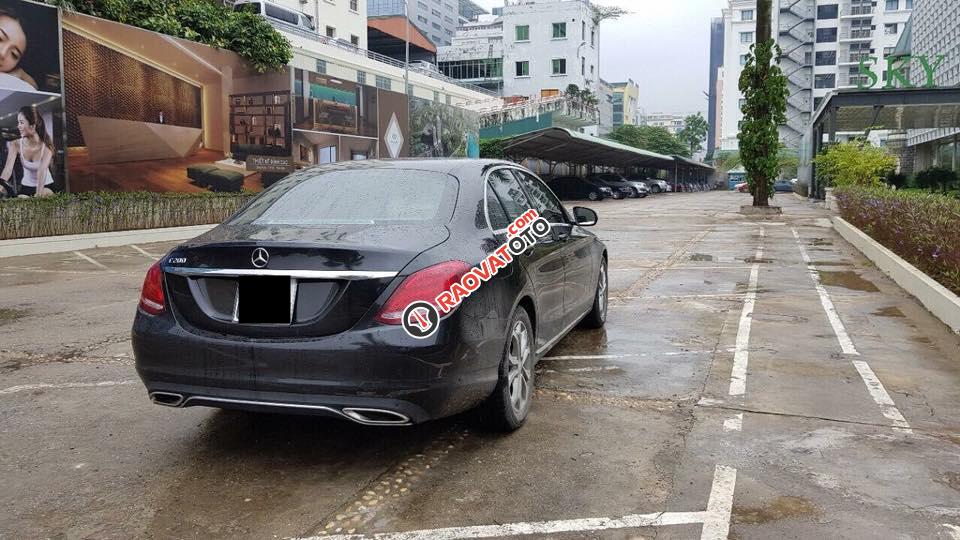 Bán xe Mercedes C200 đời 2015, màu đen, mới đi được 4 vạn, chỉ trả 350 triệu rinh xe về ngay-4
