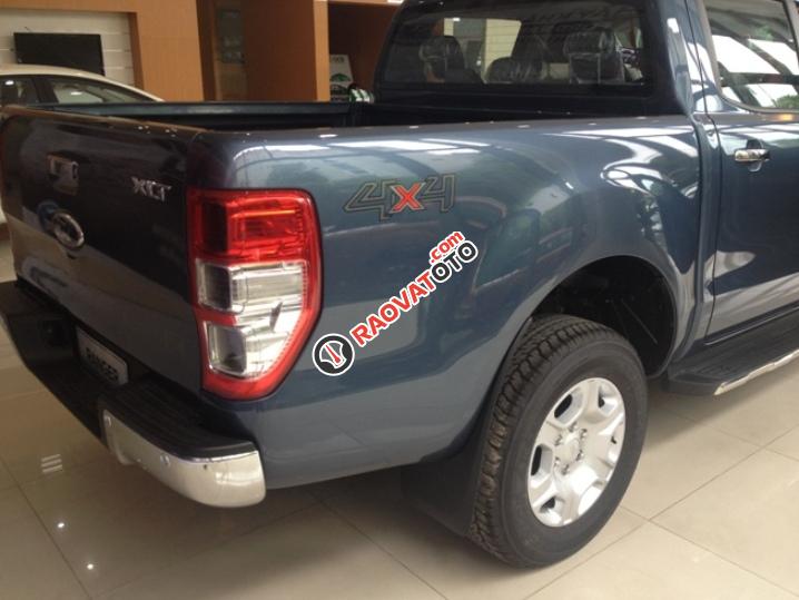 Bán Ford Ranger XLT 4 x 4 đời 2018, màu xanh lam, nhập khẩu giá tốt, LH - 0911447166-1