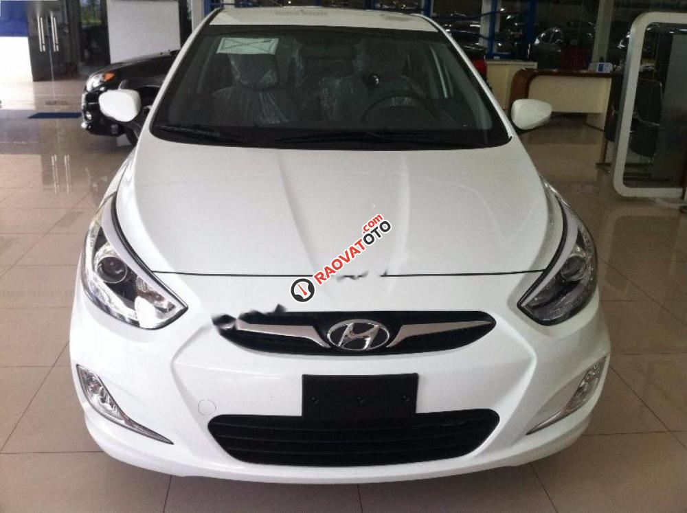 Bán xe Hyundai Accent 1.4 AT 2016, màu trắng, nhập khẩu nguyên chiếc-0