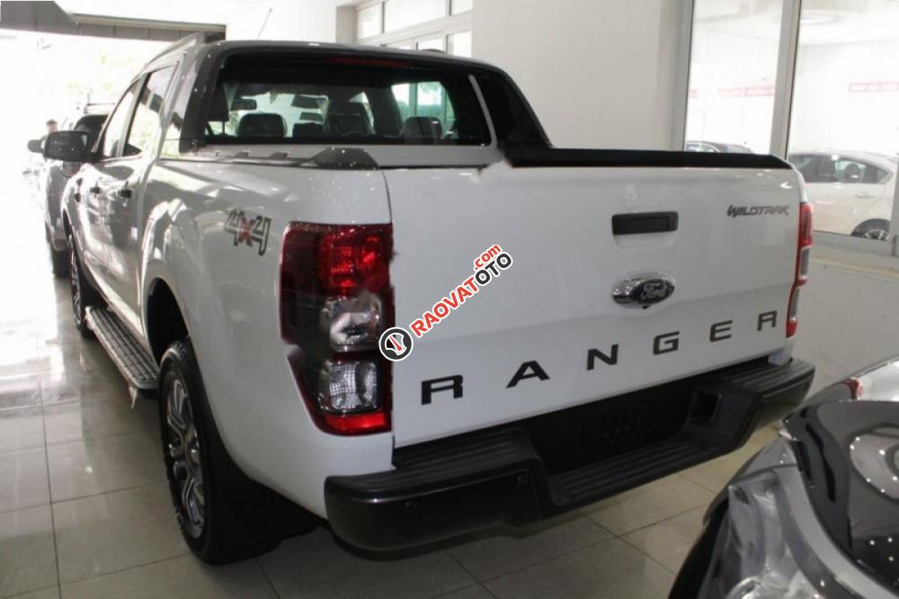 Bán ô tô Ford Ranger Wildtrak 3.2L 4x4 AT đời 2017, màu trắng, nhập khẩu, 925 triệu-3