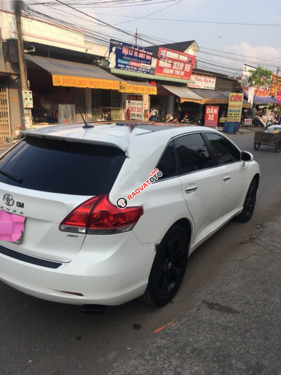 Cần bán xe Toyota Venza 3.5 AWD 2009, màu trắng, xe nhập, 960 triệu-2